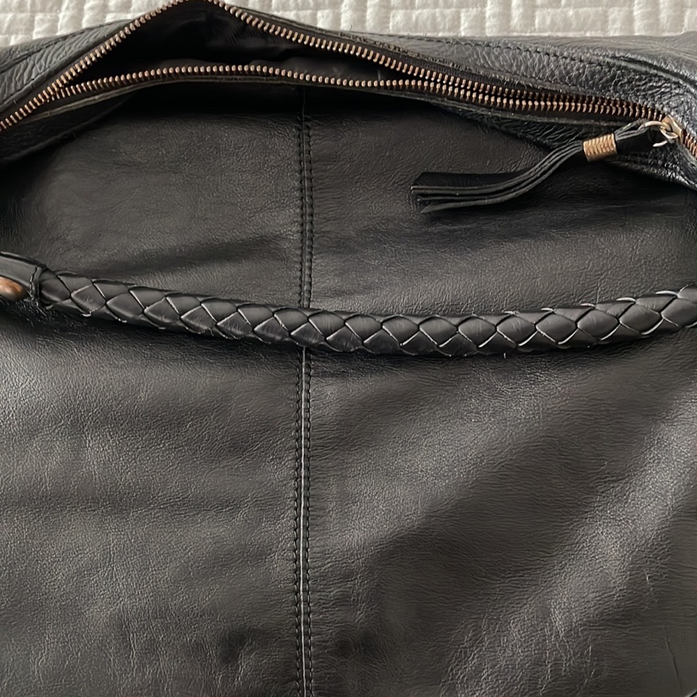 H&M 100% genuine leather shoulder bag/Black - Picture 7 of 14